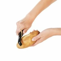 Outlet 🎉 OXO OXO Softworks Swivel Peeler 🔥 -Deals Flair Rugs Store 1000100914 alt02