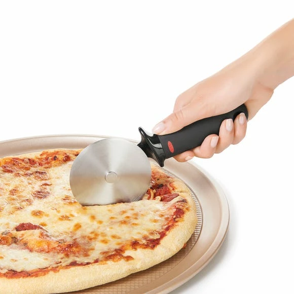Brand new ๐ฏ OXO OXO Softworks Pizza Wheel โ 3 Brand new ๐ฏ OXO OXO Softworks Pizza Wheel โ - Image 3